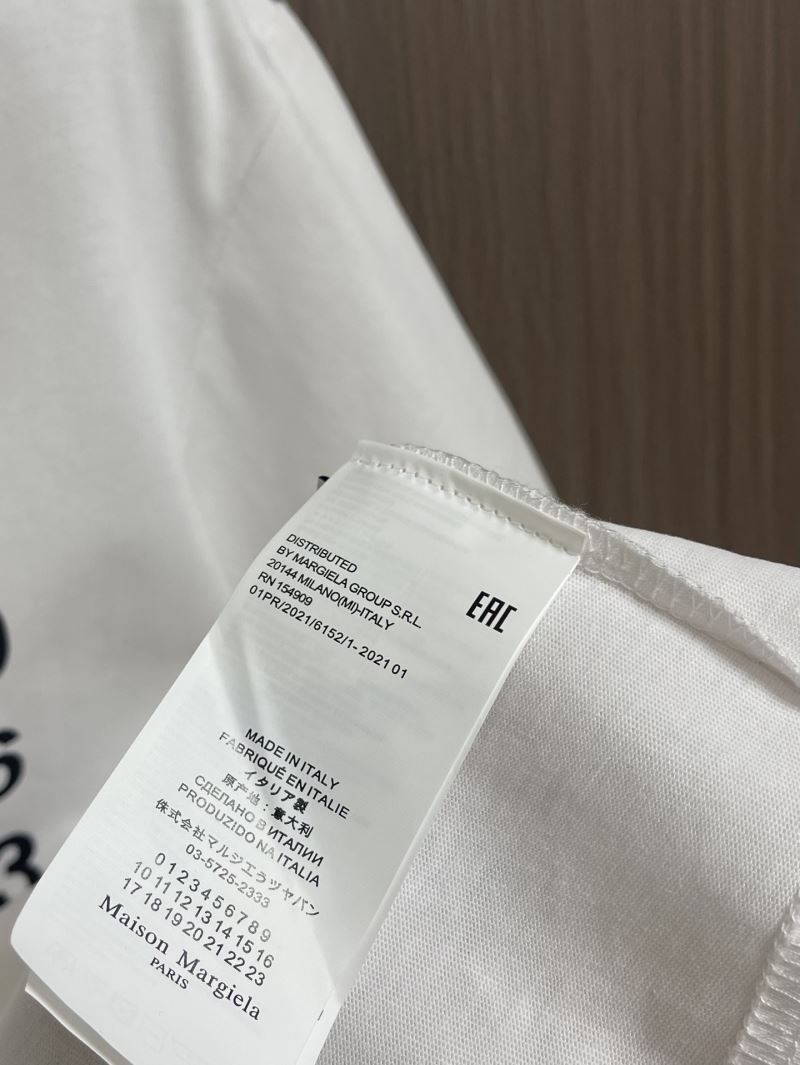 Unclassified Brand T-Shirts